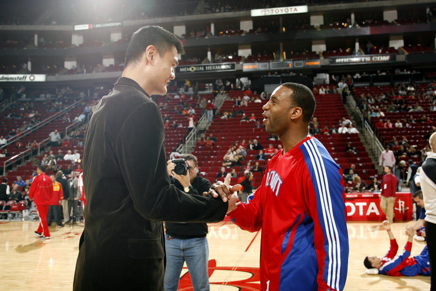 帕尔马2-1维罗纳，马特奥-佩莱格里诺独中两元（马特奥-佩莱格里诺梅开二度，帕尔马2-1击败维罗纳）