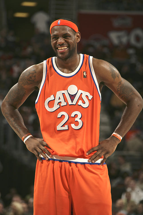 U19世锦赛，中国女排开门红！但黄悦鑫退步，全队一传防守需提高（U19世锦赛中国女排迎首胜：黄悦鑫状态下滑，全队一传与防守仍待提升）