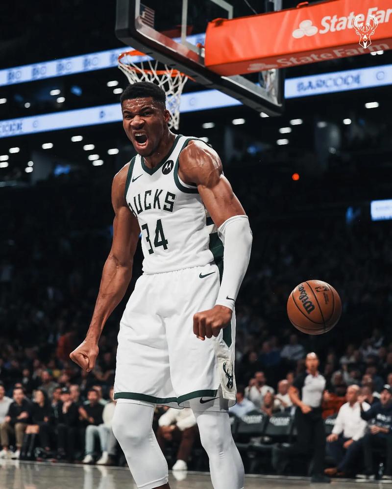 NBA官宣：76人违规罚款10万美元 恩比德赛前状态缺席却登场（NBA宣布对76人罚款10万美元：恩比德赛前标注缺席仍上场）