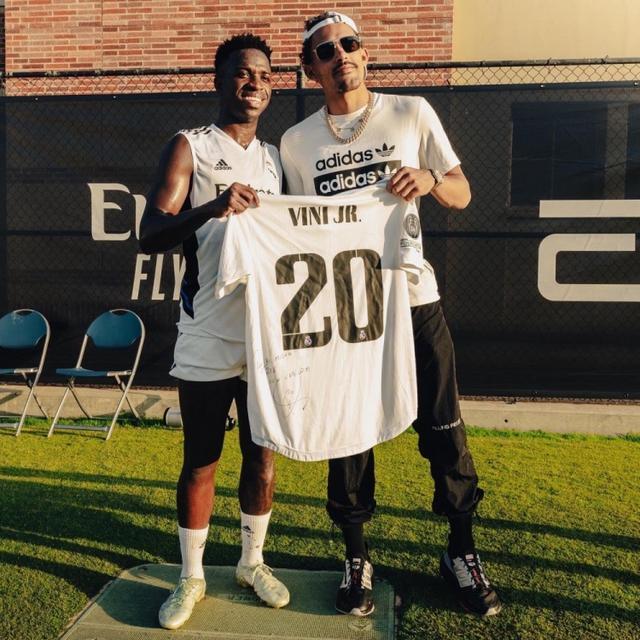 数据最差的人，成了 MVP（数据垫底，却加冕MVP）